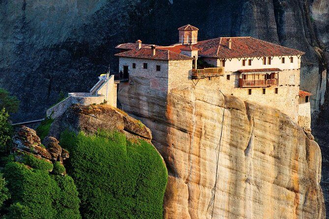 2-Day Tour to Delphi & Meteora with Guide and Tickets From Athens - Delphi Ancient Town: Apollo, terraces, and a guided tour with limits