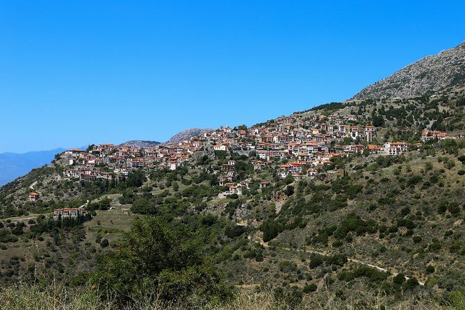 2 Days Private Tour: Delphi & Meteora - Kamena Vourla sea lunch and the road back to Athens