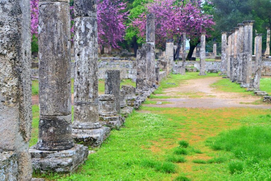 3-Day Ancient Greek Archaeological Sites Tour from Athens - Day 2: Olympia sacred grounds, museums, and the road to Delphi via Nafpaktos
