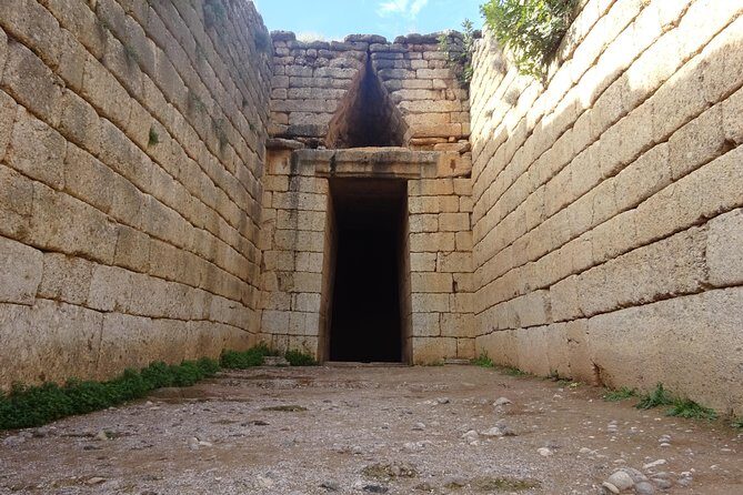 4-Day Classical Greece Tour: Epidaurus, Mycenae, Olympia, Delphi, Meteora - Day 2: Olympia, its museum, and a sea-bridge dinner