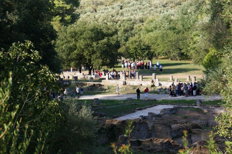 4-Day Tour of Mycenae, Epidaurus, Olympia, Delphi & Meteora - A smart first-timer route through Greece’s biggest ancient hits