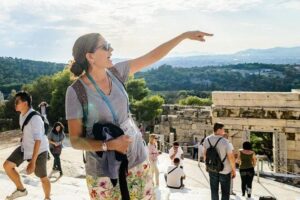 Acropolis monuments & Parthenon Walking Tour with Optional Acropolis Museum - Meeting at Porinou 5 and getting tickets handled quickly