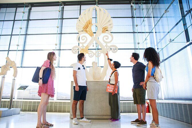 Acropolis Museum Guided Tour - Pace, questions, and the small-group advantage (24 people max)