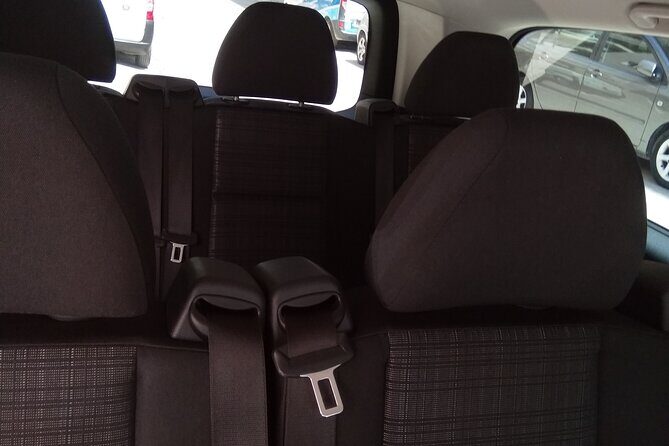 Airport Pickup Services - What Happens During the Drive to Your Hotel (and Why It Helps)