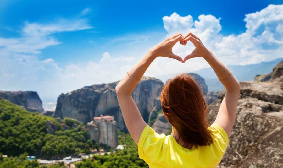 Athens: 2-Day Meteora Tour with Local Guides and Hotel Stay - Athens to Kalambaka: the ride, the rhythm, and where to meet