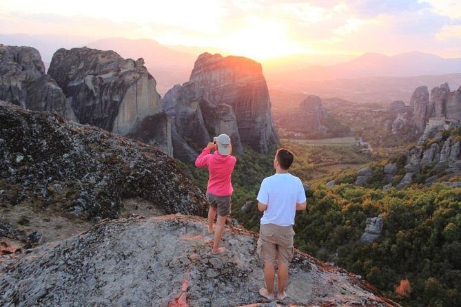 Athens: 3 days 2 nights Meteora with small size tours & hotel - Hotel choice in Kalambaka/Kastraki: why your base really changes the trip