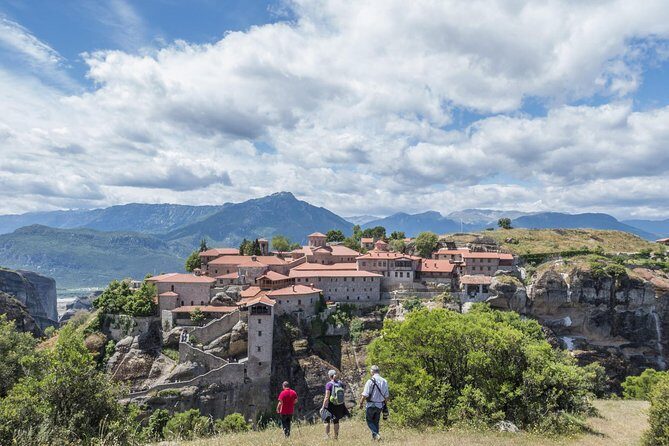 Athens: 3 days 2 nights Meteora with small size tours & hotel - Choosing the right combo: hiking vs half-day monastery time