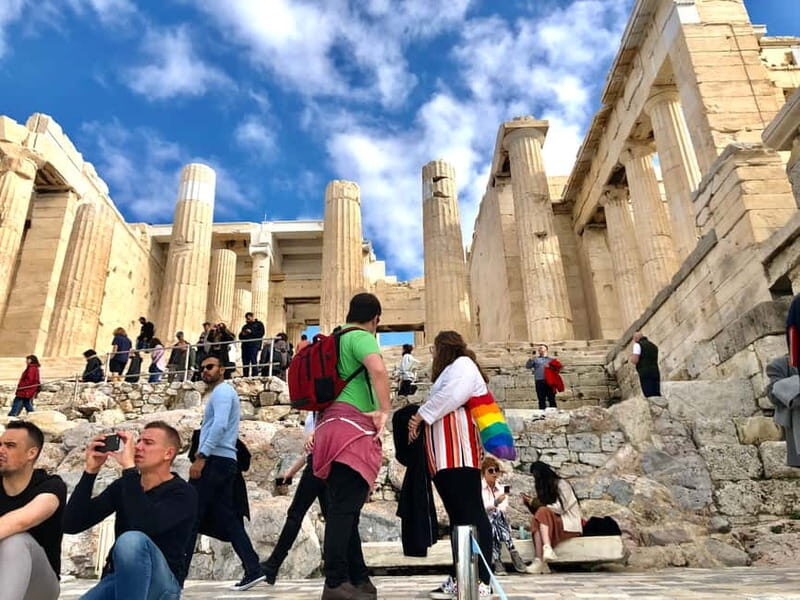 Athens: Acropolis Guided Tour in Spanish-Option Tickets - Erechtheion and the Porch of the Caryatids: where your photos get character