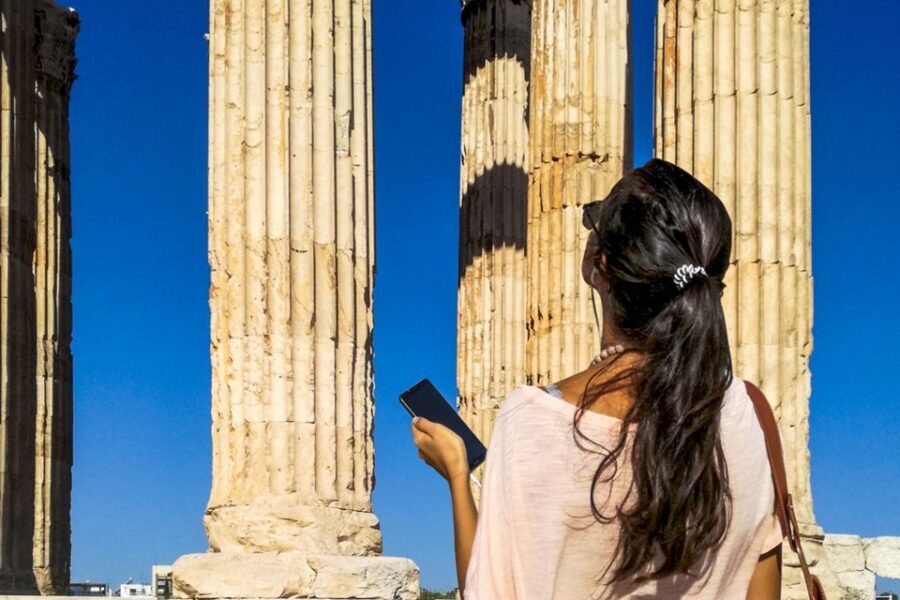 Athens: Acropolis Ticket with Audio Guide - Using the audio tour effectively (so it doesn’t feel long)