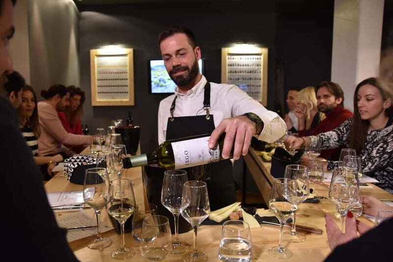 Athens: Acropolis Wine Tasting with Cheese and Olives - Group Size, Venue Feel, and the Social-but-Educated Tone