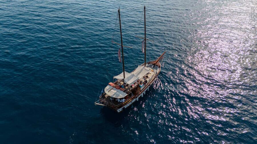 Athens: Agistri, Moni, and Aegina Cruise with Lunch & Drinks - From Piraeus to the Boat: How the Morning Sets the Tone