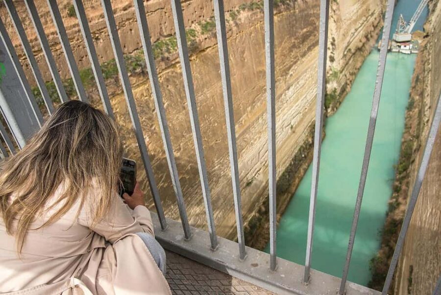 Athens: Ancient Corinth & Nafplion Guided Premium Tour - Ancient Corinth: Temple-of-Apollo views and Roman Agora strolls