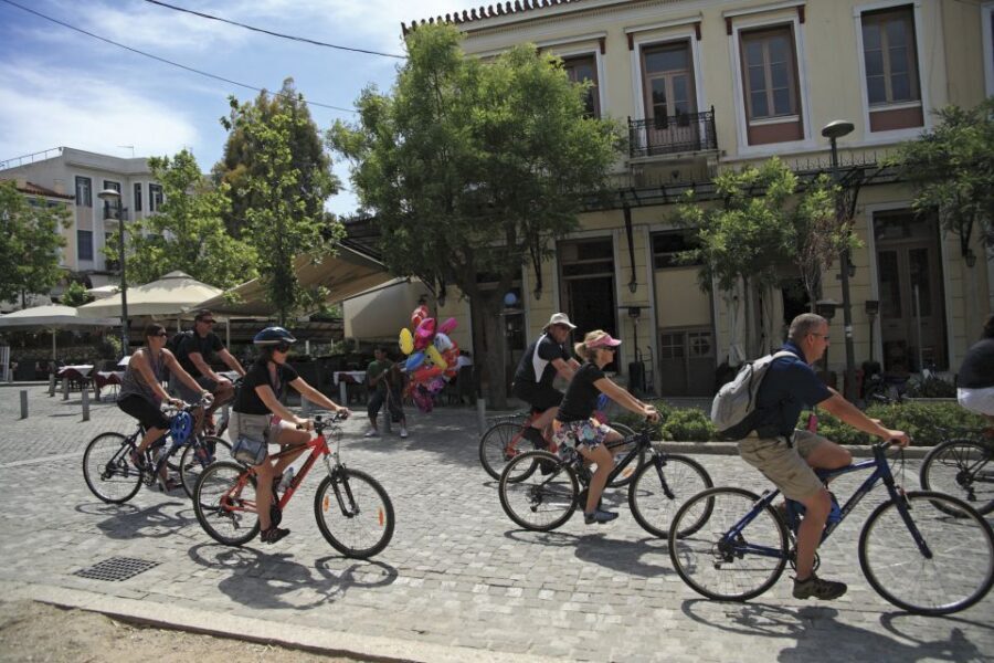 Athens: Bike Tour of Athens Historical Centre - Zappeion and the approach to the Acropolis