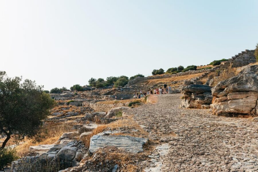 Athens: Cape Sounion & Poseidon Temple Sunset Half-Day Trip - The Athenian Riviera drive and the story road: what the guide adds