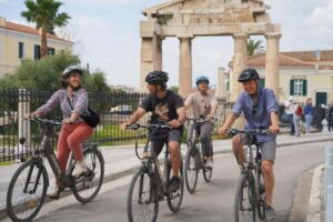Athens: City Highlights Bike tour - Meeting point near Acropolis metro: start smart