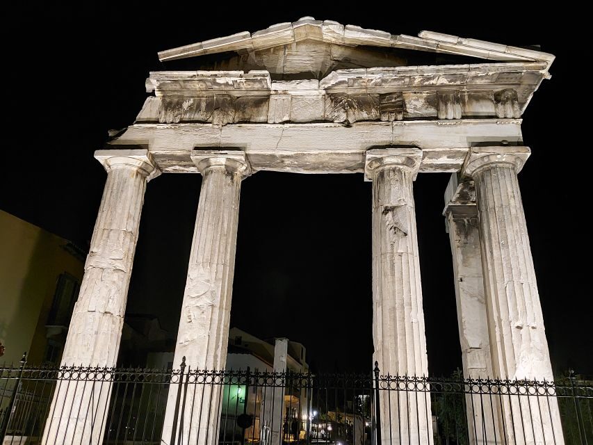 Athens: City Highlights Nighttime Walking Tour in Spanish - Key points I’d plan around