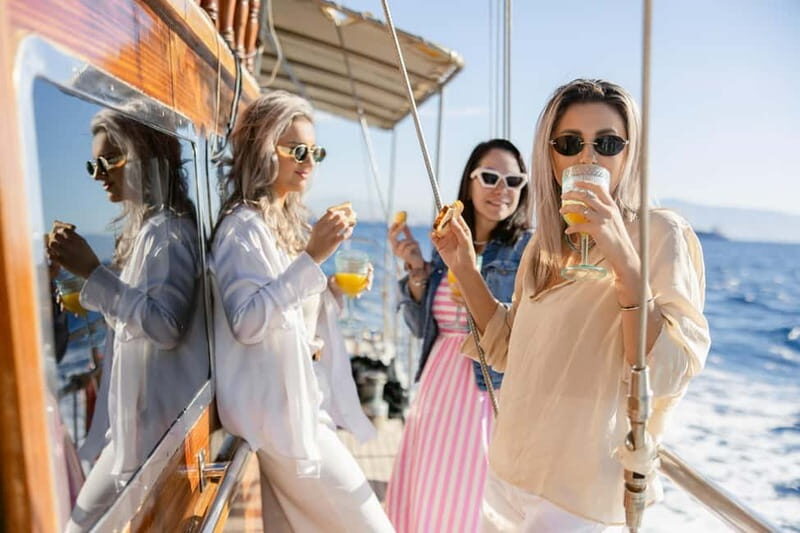 Athens: Cruise to Agistri, Moni & Aegina with Lunch & Drinks - Stop 1: Agistri Island time—relax, stroll, or bike