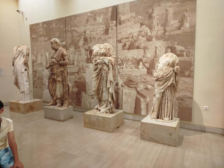 Athens: Delphi and Arachova Day Trip with Guide - Key points that make this trip worth your time