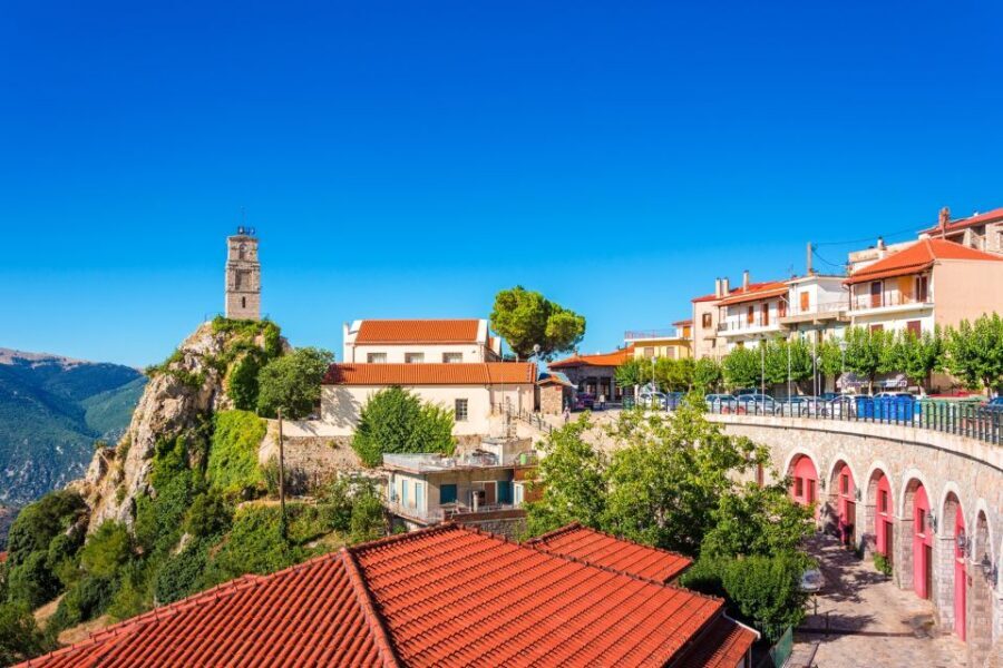 Athens: Delphi, Corycian Cave, and 300 Battlefield Day Trip - Price and comfort: what you’re paying for, and what to prepare for