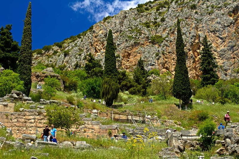 Athens: Delphi Day Tour with Museum & Arachova Village Visit - Who this tour suits best (and who should skip it)