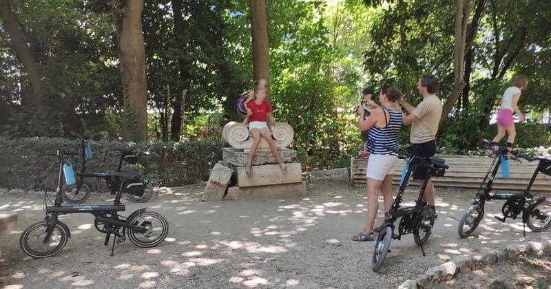 Athens: Discover the City Electric Bike Tour - Down into Plaka, Anafiotika, and the Roman Agora approach