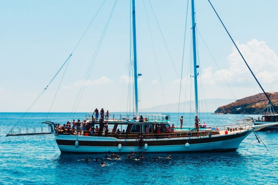 Athens: Full-Day Island Hopping Cruise with Lunch & Transfer - Why This Athens Cruise Hits Three Islands in One Easy Day