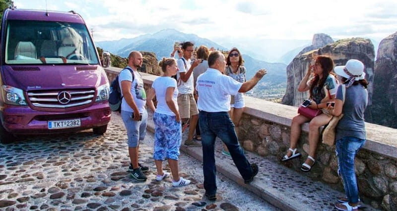 Athens: Guided Tour to Meteora Monasteries & Hermit Caves - The panoramic Meteora tour: where you actually get the photos