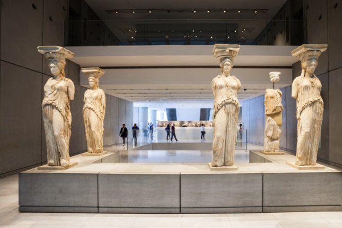 "Athens Highlights Tour : Acropolis, Acropolis Museum and more." - Syntagma Square and the guard-changing moment