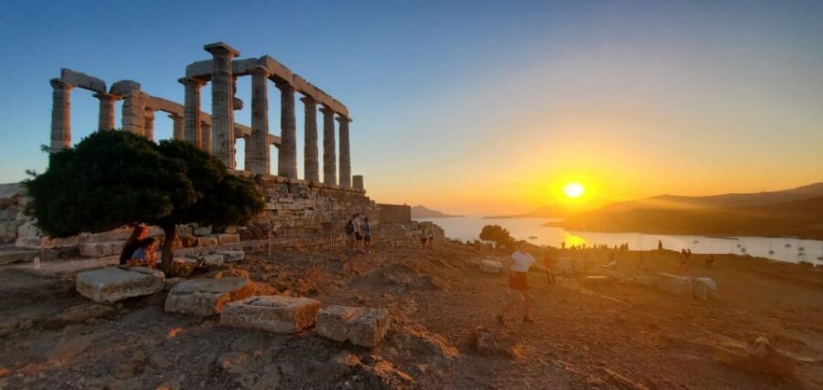 Athens: Hop-on-Hop-off Bus and Cape Sounion Sunset Tour - Cape Sounion sunset: why this tour is more than a drive