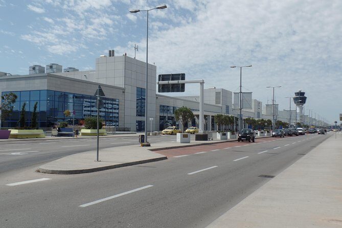 Athens hotels to Athens airport Private departure transfer - Meet-and-greet pickup: getting out the lobby fast