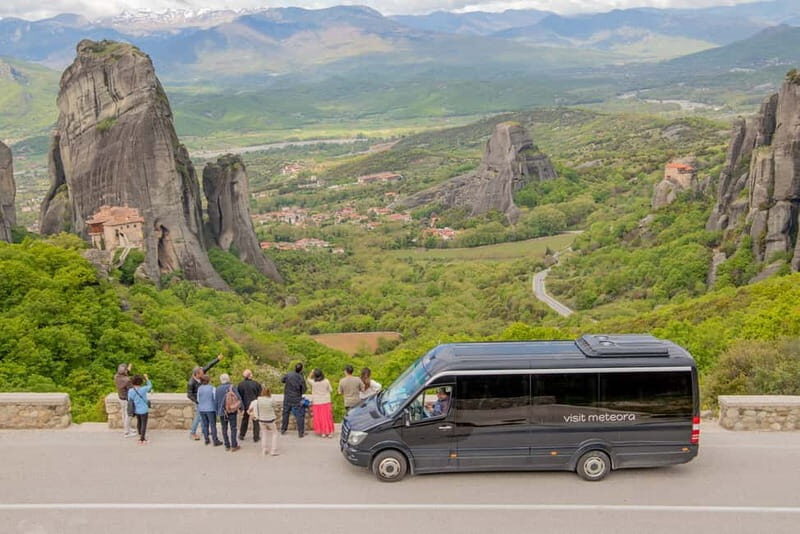 Athens: Meteora Monasteries Day Tour with Lunch - Photo stops and timing: how to catch Meteora at its best