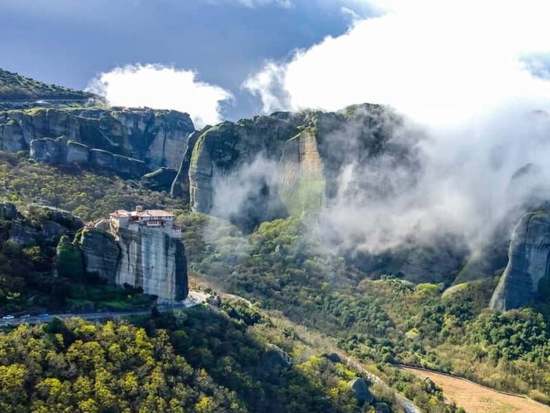 Athens: Meteora Monasteries Day Trip with Caves and Lunch - Lunch with a Meteora view: good break, optional extras to watch