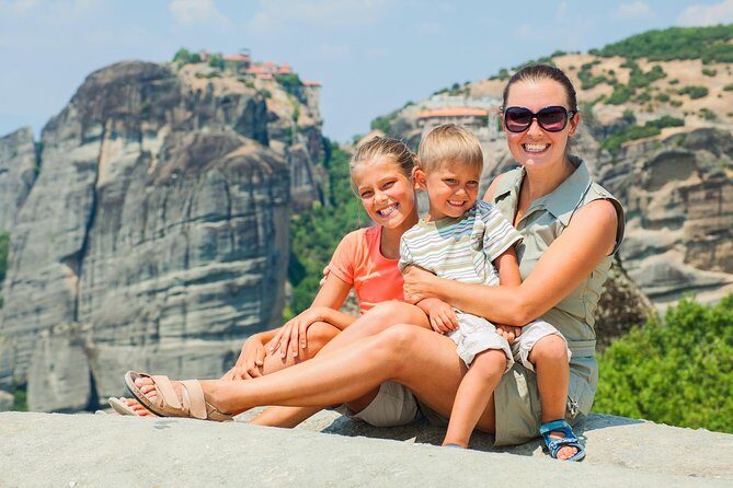 Athens: Meteora Monasteries, Hermit Caves Tour with Pickup - First Look at the Rock Monasteries: Kalambaka Setup and Photo Stops
