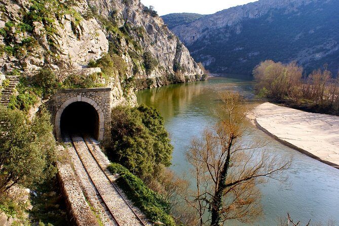 Athens: Meteora Monasteries, Hermit Caves Tour with Pickup - Varlaam and Great Meteoron: The Big Names and Why They Matter