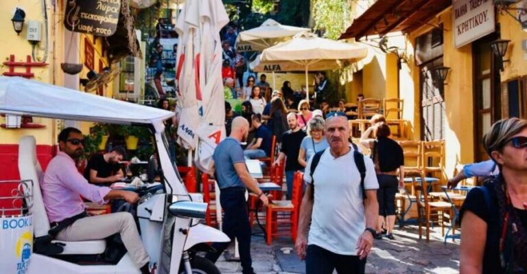 Athens: Private Evening Sightseeing Tour by Electric Tuk-Tuk - The Electric Tuk-Tuk Advantage on Athens Streets