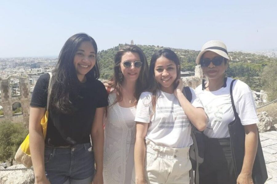 Athens : Private Walking Tour With A Guide ( Private Tour ) - Pickup in Athens: start the day with fewer logistics
