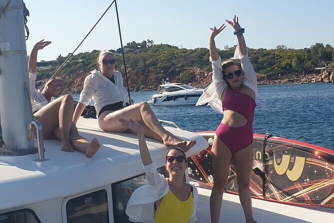 Athens Riviera Catamaran tour with fresh Meal Drinks and Swimming - Prasoniso Island lunch on board: Greek meal, dietary care, and one caution
