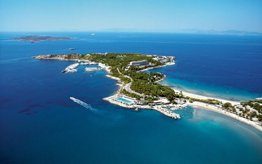 Athens Riviera: Poseidon Temple & Lake Vouliagmeni Day Tour - Kape Beach: swimming time, beach gear, and a short guided mindfulness moment