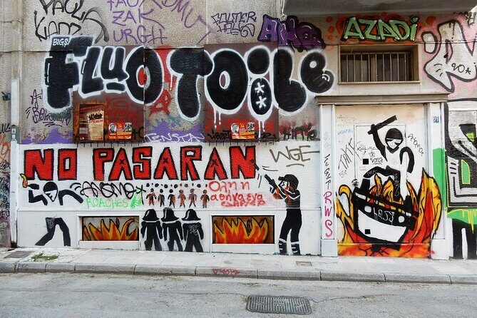 Athens Social and Political Walk - Why Athens turns into a political classroom in 2.5 hours