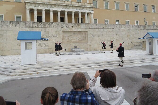 Athens Social and Political Walk - National Garden + Hellenic Parliament: democracy you can walk around