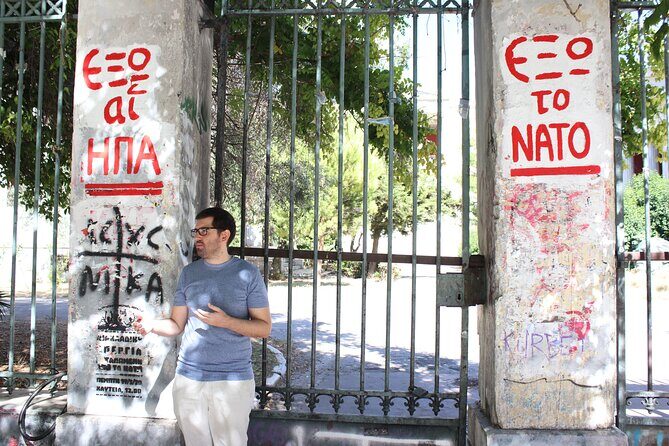 Athens Social and Political Walk - Meet Isaac: political science with street-level humor