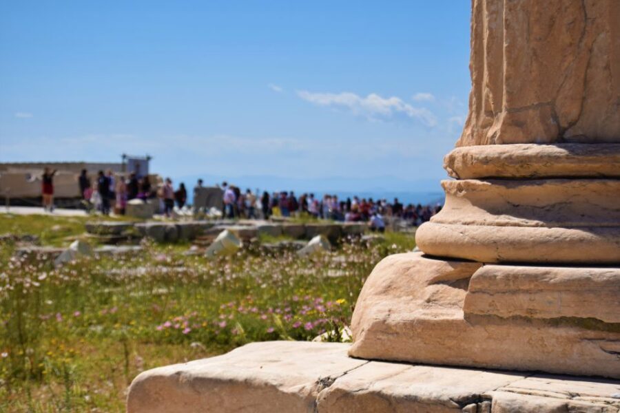 Athens: The Acropolis Guided Walking Tour in German - Views you can actually use: the 360° moment