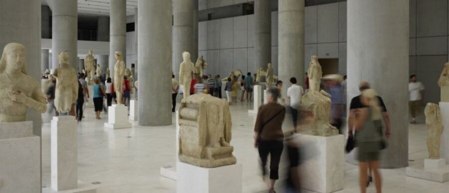 Athens: The Acropolis Museum Guided Tour - Glass floors and excavations: seeing the neighborhood under your feet