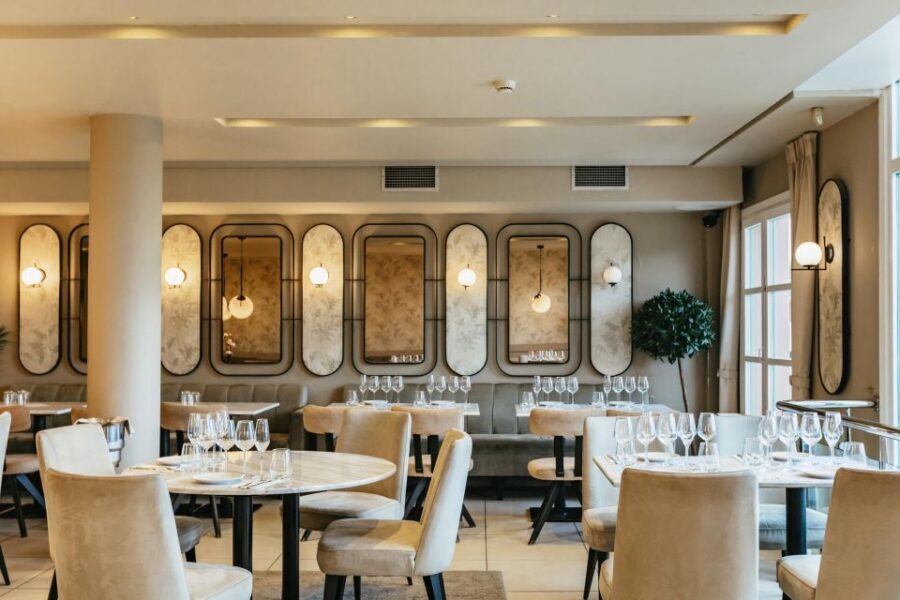 Athens: Wine Tasting with a Sommelier under the Acropolis - Greek tapas pairings: why the food is part of the wine lesson