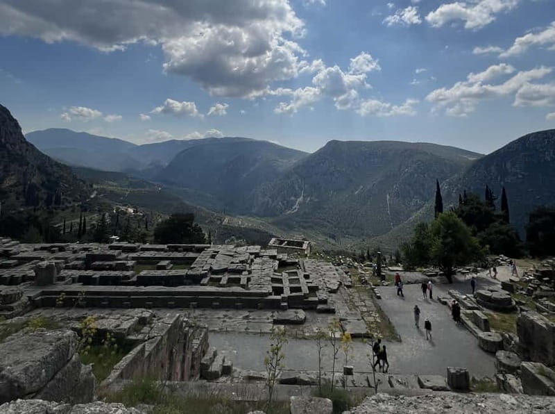 Delphi: Archaeological Site & Museum Ticket with Audio Tours - Delphi Museum time slots vs. site freedom: how to plan your order