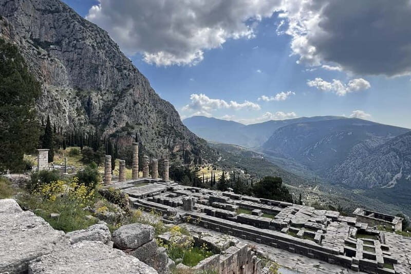Delphi: Archaeological Site & Museum Ticket with Audio Tours - The Delphi site route: Apollo’s temple, the theater, and the stadium