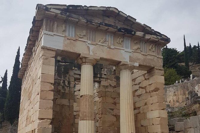 Delphi Guided Small Group Day Tour from Athens - Getting from Athens to Delphi: early pick-ups and the long van time