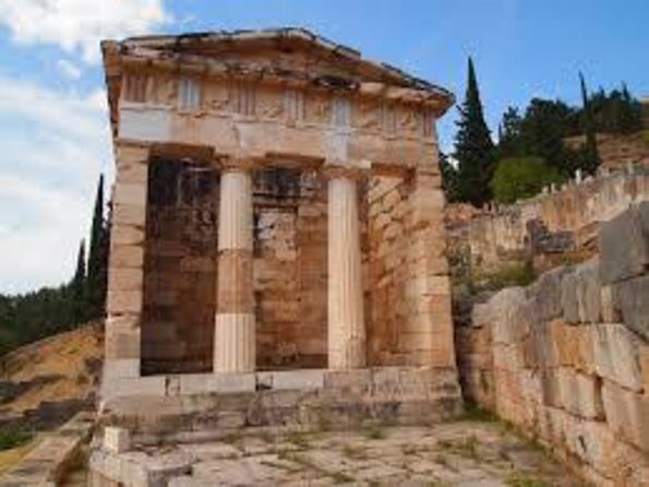 Delphi & Thermopylae Full Day Private Tour from Athens - Stop 4: Delphi Archaeological Museum (where the artifacts get context)