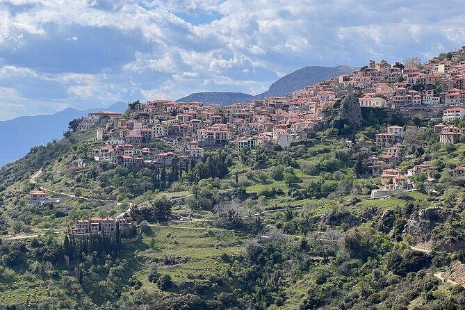 Delphi & Thermopylae Full Day Private Tour from Athens - Stop 5: Delphi ancient sanctuary and ruins (the part that makes the day unforgettable)