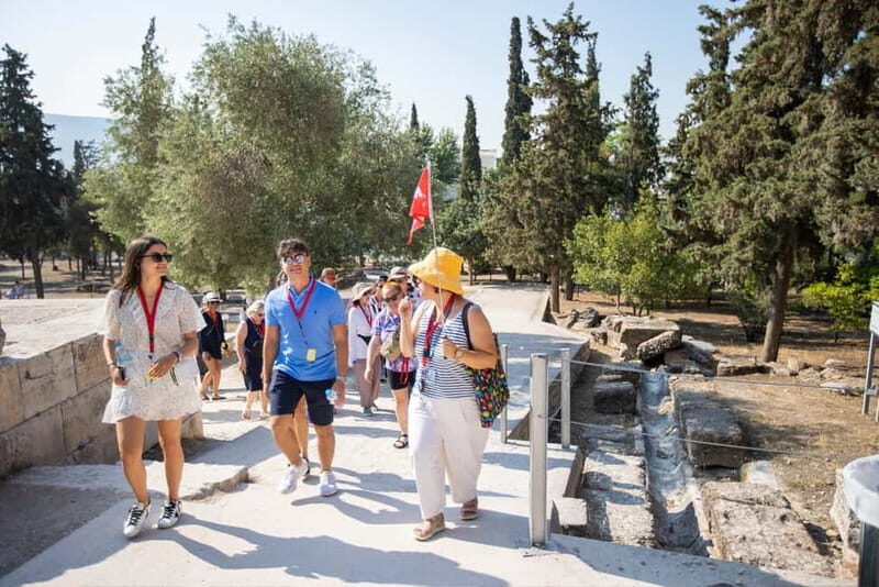 Early Morning Acropolis & Old Athens Guided Walking Tour - Photo stop strategy: Using the free time without losing the plot